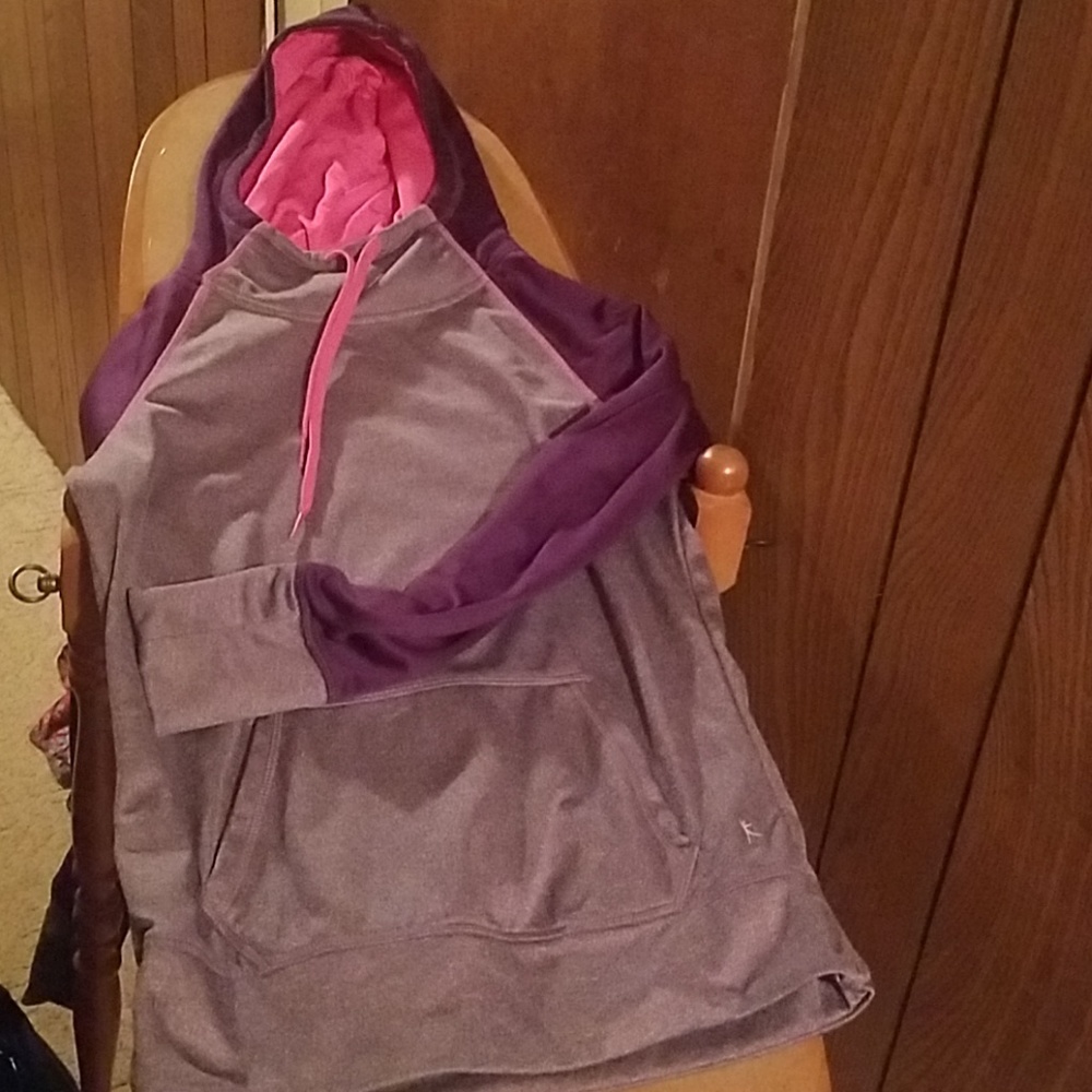 Active wear hoodie